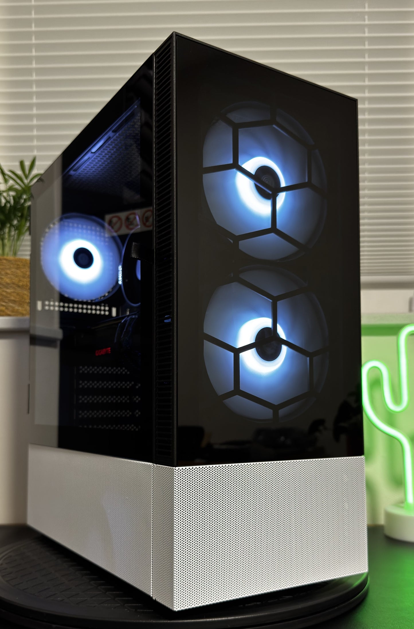 - Gaming PC - Ryzen™ 5 4500, RTX 2070 SUPER, 32GB°DDR4, 1 TB SSD