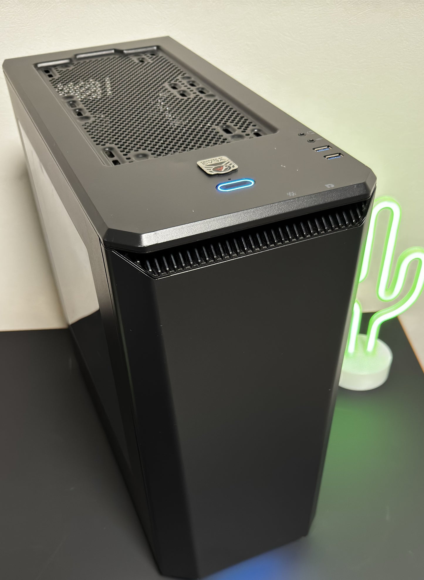 - Einsteiger Gaming PC - Ryzen 7 1700, RX 580, 24GB*DDR4, 500GB SSD