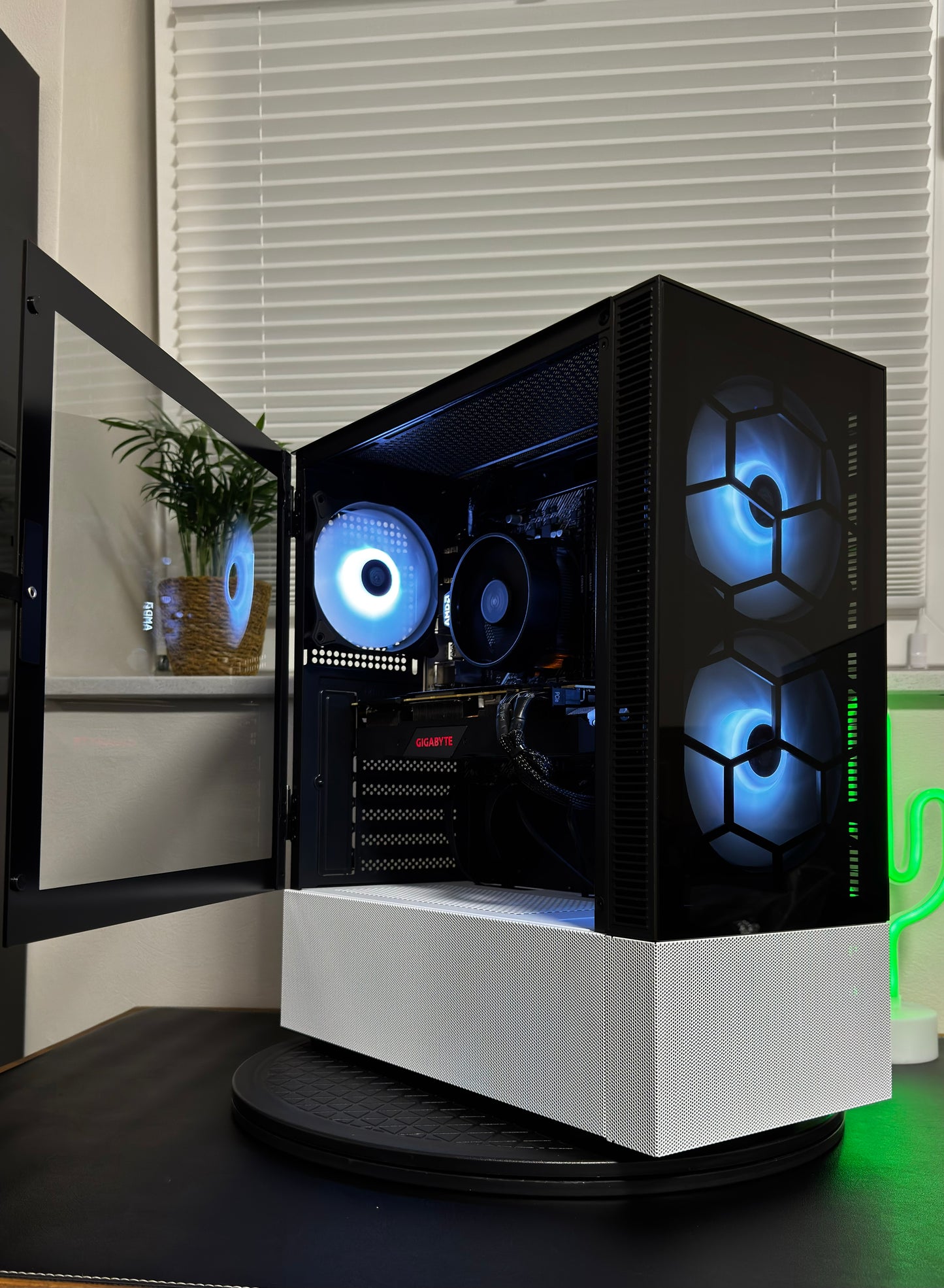 - Gaming PC - Ryzen™ 5 4500, RTX 2070 SUPER, 32GB°DDR4, 1 TB SSD