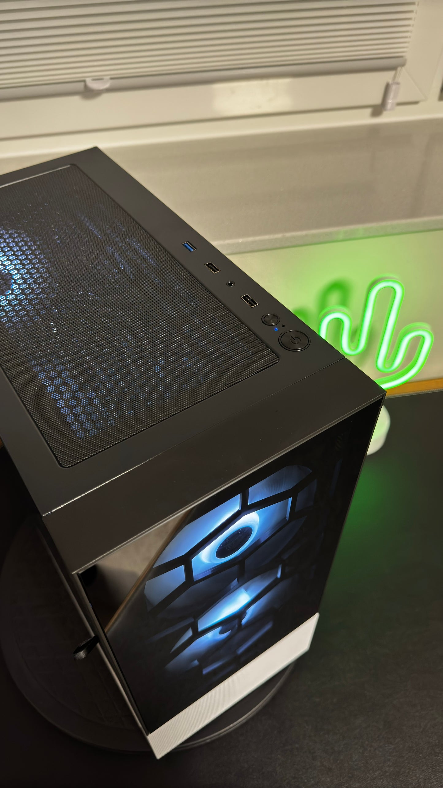- Gaming PC - Ryzen™ 5 4500, RTX 2070 SUPER, 32GB°DDR4, 1 TB SSD