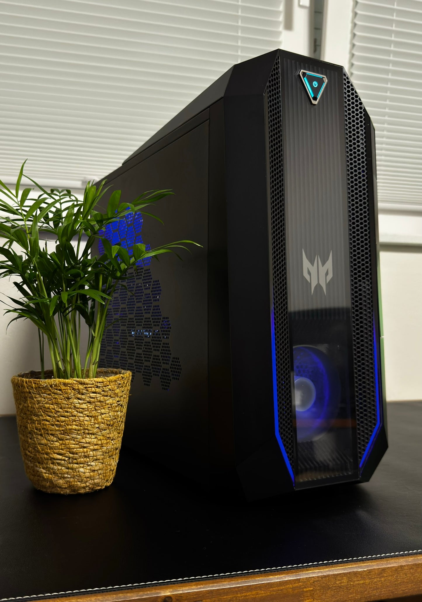 -Mittelklasse Gaming PC- Core™ i5 10400f, RTX 2060 Super, 32GB°DDR4, 2,25TB Speicher